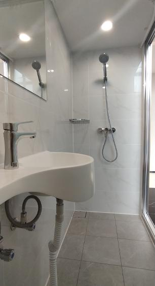 Lesntec Prefab Bathroom